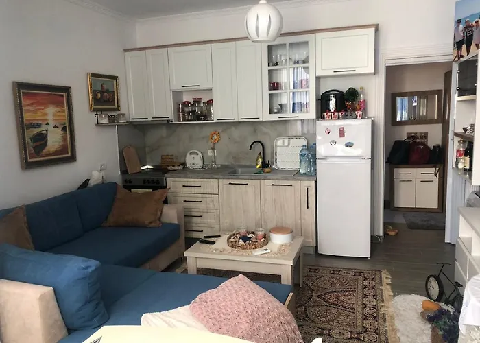 Hotel Diell Complex , Qerret