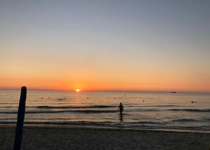 Diell Complex , Qerret Hotel Golem (Tirana)